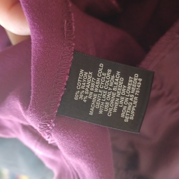 Liz Claiborne Career Pants Emma Classic size 14, Berry - Picture 5 of 5